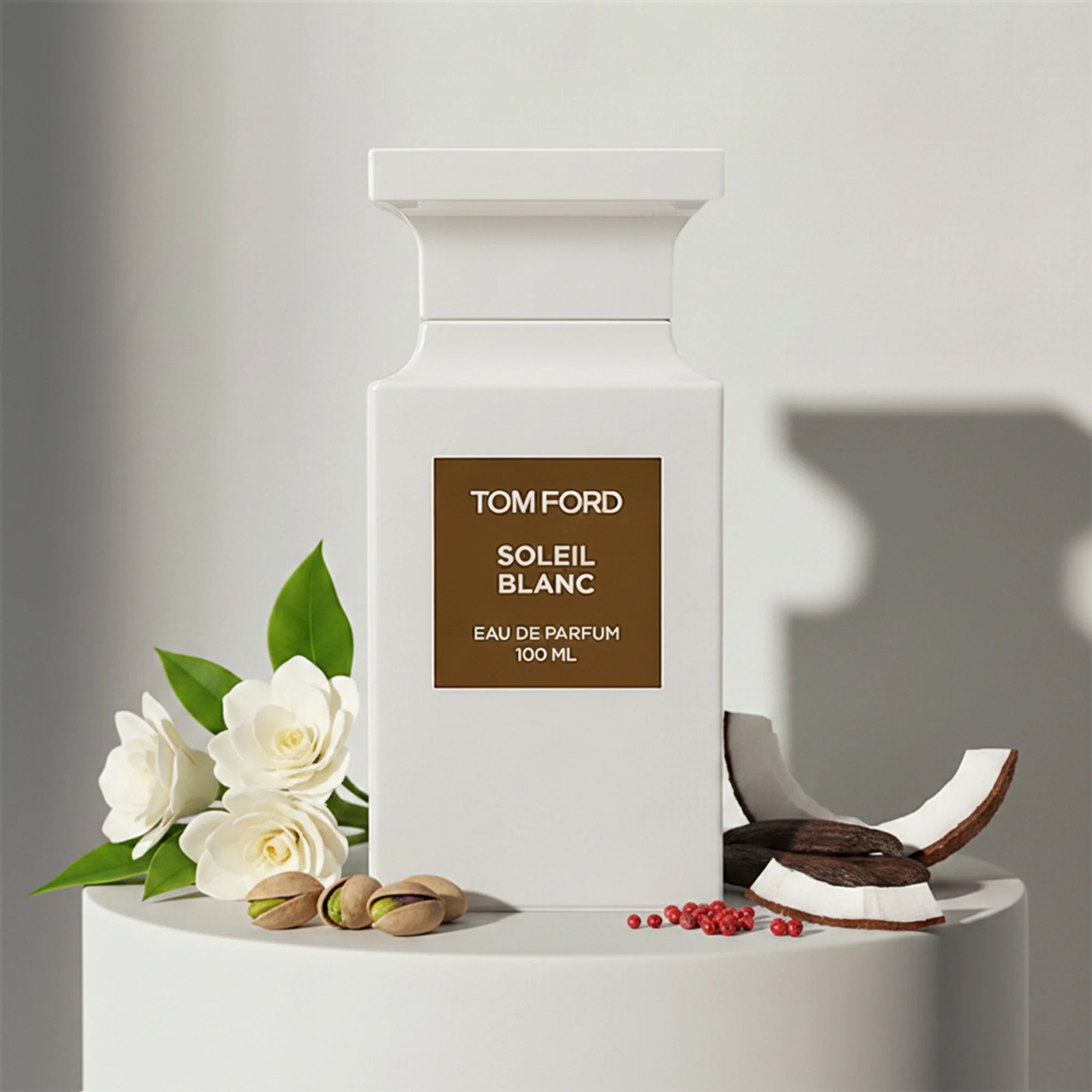 Tom Ford Soleil Blanc eau de parfum with monoi flower, coconut and tiare notes – available at luxuryperfumesamples.com
