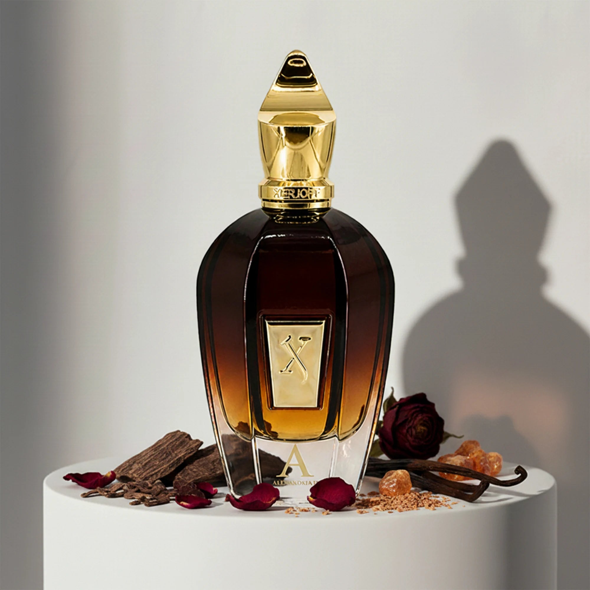 Xerjoff Alexandria II eau de parfum with oud, rose, vanilla and amber notes – available at luxuryperfumesamples.com