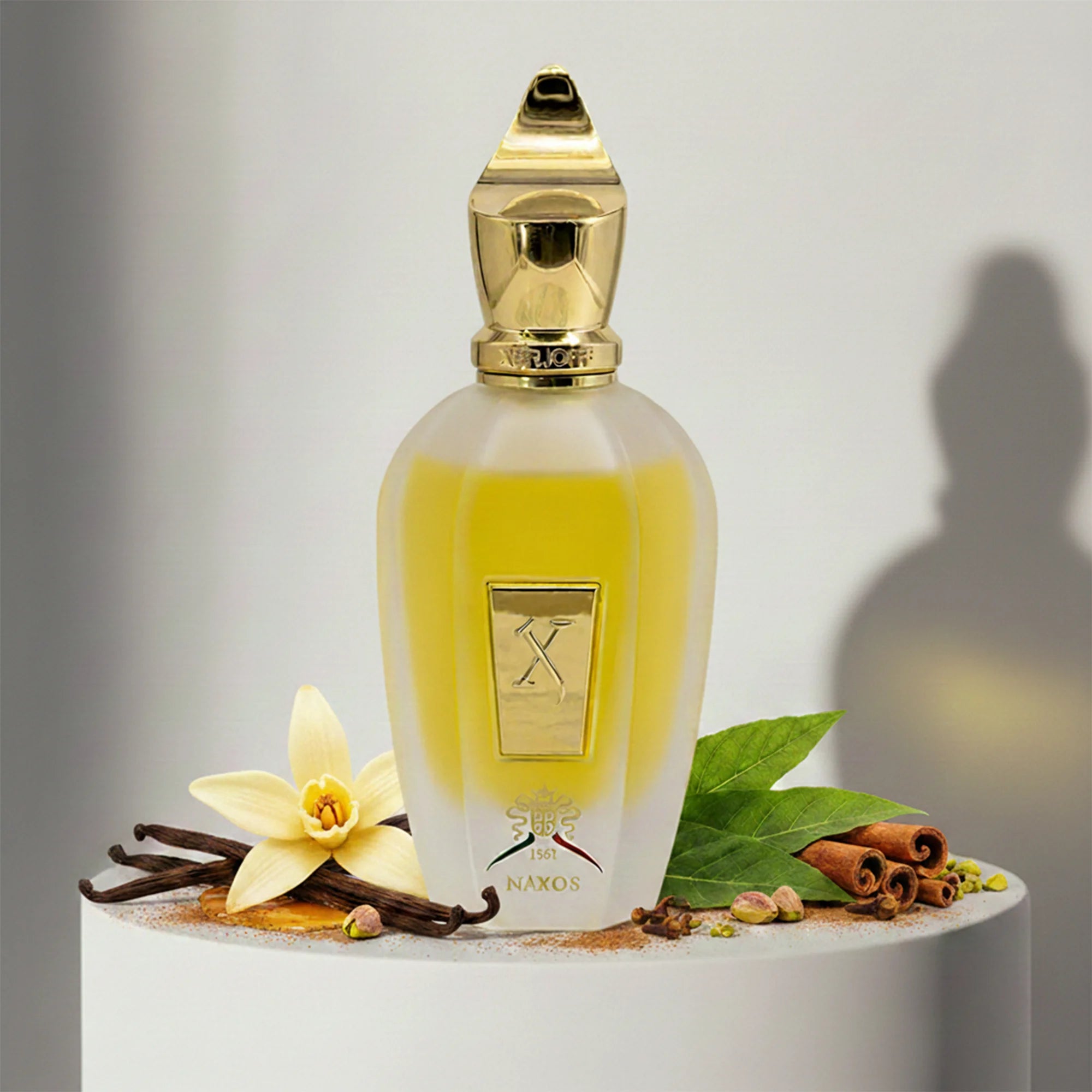 Xerjoff Naxos eau de parfum with vanilla, tobacco and almond notes – available at luxuryperfumesamples.com
